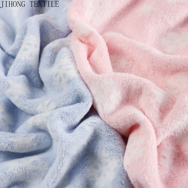 Christmas Throw Blanket - ผ้าฟลีซลายเกล็ดหิมะคริสต์มาส ผ้าฟลานเนลสองด้าน สำหรับตัดเย็บชุดนอนฤดูหนาว ผ้าห่ม ปลอกหมอน วัสดุผ้าคอรัลฟลีซ